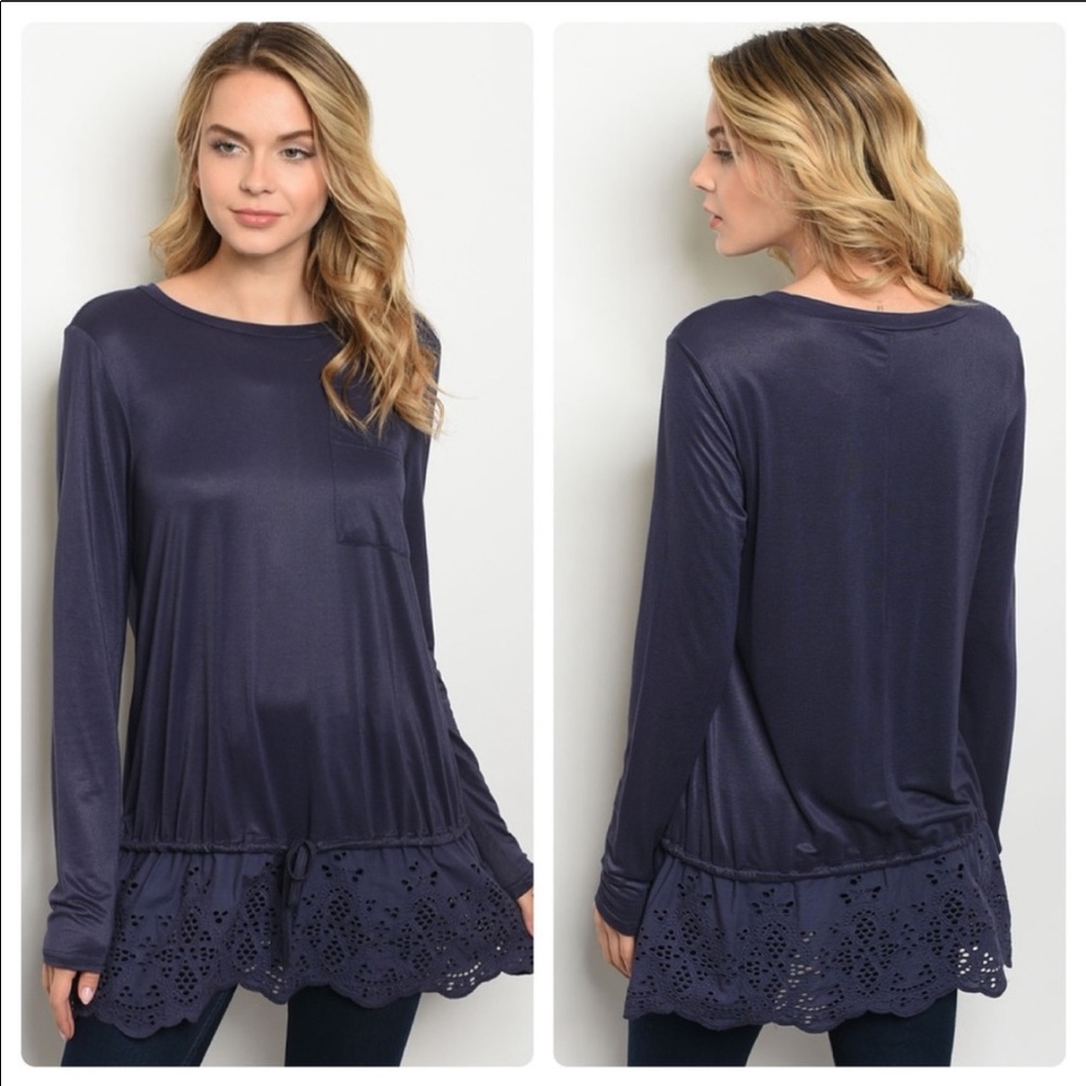 NWT Navy Lacy Tunic Top, size S